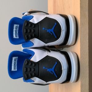 Jordan 4 Motorsport - Gem